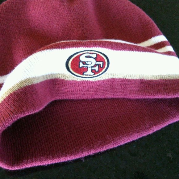 NFL San Francisco 49ers Hat Beanie Size Youth Toque Christmas Stockings Stuffer - Picture 2 of 8